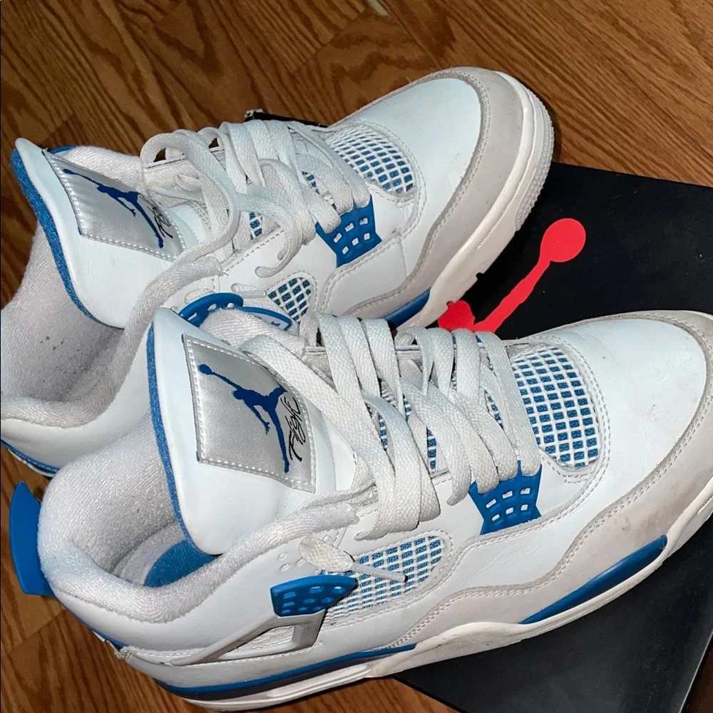 Jordan Retro 4 - Picture 4 of 6